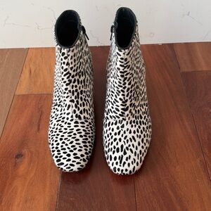 Clarks Women's Sheer Flora 2 animal print Booties 10